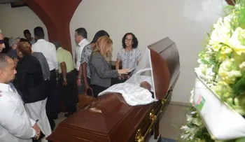 Gran pesar en sepelio de Jhonny Pérez, presidente de la junta de vecinos de Gascue 