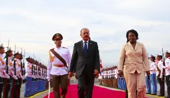 Presidente Medina llega a Cuba; agotará agenda en VII Cumbre AEC
