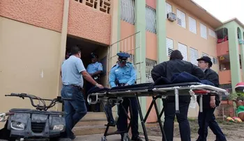 Hombre mata su esposa a puñaladas  en el sector La Julia