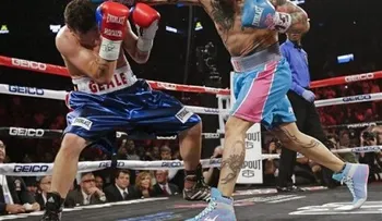 Miguel Cotto retiene su título tras noquear a Daniel Geale en el cuarto asalto