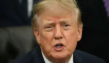 Trump responde a las burlas de Obama a cinco días de las elecciones