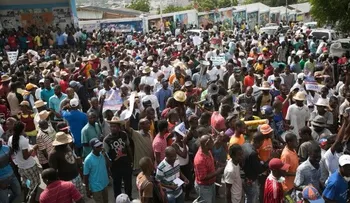 Varios heridos en protestas en Puerto Príncipe