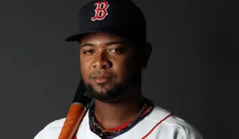 Dominicano Yamaico Navarro arrestado en Japón