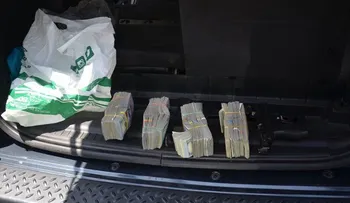 DNCD apresa dos hombres con más de 200 mil dólares producto del narcotráfico