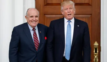 La asombrosa evolución de la defensa de Trump para el caso de Rusia