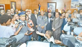 Ex jefes de la PN apoyan gestión de Castro Castillo