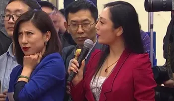 Una volteada de ojos en China le causó problemas de censura a una reportera