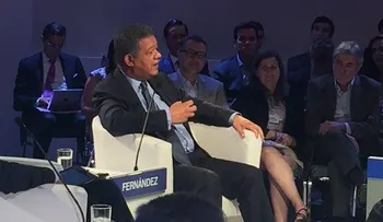 Fernández llama a observar la economía de China