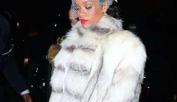 Rihanna tenía prohibido salir con hombres durante su adolescencia