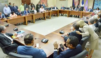 CP del PLD convoca reunión para este sábado para concertar Ley de Partidos
