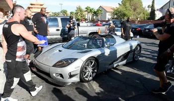 Este es el nuevo auto de 4,8 millones de dólares de Floyd Mayweather