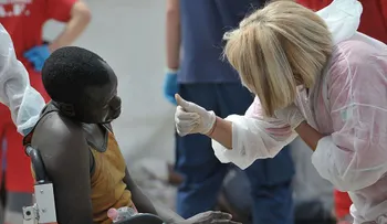 Temen que cerca de 700 refugiados hayan muerto en el Mediterráneo en su intento por llegar a Europa