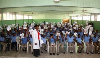 Fundación Villa María imparte charla sobre tuberculosis
