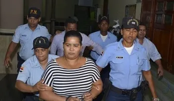 Tres meses de prisión a expareja de Oreganito