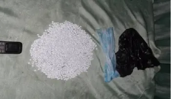 La DNCD sorprende tres hombres negociando 3,700 pastillas alegadamente de Ã?xtasis