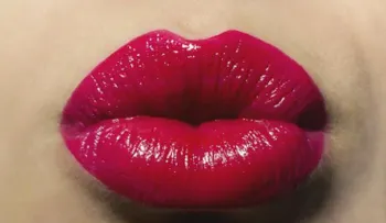7 tipos de besos que es mejor evitar para no pasar un mal momento