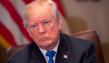 Trump firma la reforma fiscal antes de irse a su descanso de Navidad
