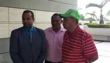 Procuraduría impide entrada peregrino Guanchy Comprés por tener gorra verde