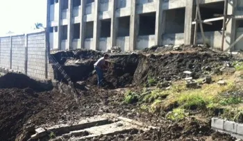 Colapsa pared de escuela sería inaugurada por el presidente Medina