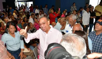 MOPC impulsa desarrollo vial y social nacional