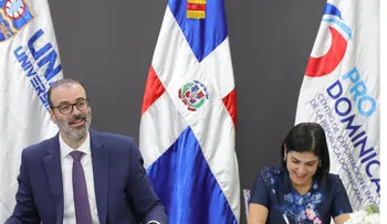 ProDominicana y UNAPEC renuevan acuerdo