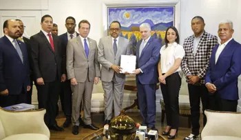 Poder Ejecutivo deposita en el Congreso proyectos de leyes de hidrocarburos, fideicomisos públicos y contrataciones públicas  