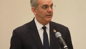 Presidente Abinader: Gobierno invierte de manera sostenida en educación