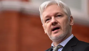 Julian Assange y su falta de higiene que ocasionó problemas en Londres