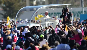 ¿Quién era Samuel Ruiz, el sacerdote cuya tumba visita Francisco?