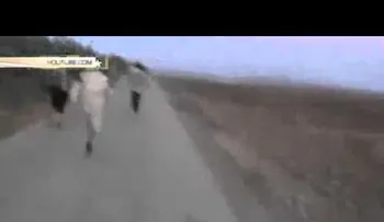 Graban a supuestos yihadistas del EI huyendo de una ofensiva del Ejército sirio (VIDEO)