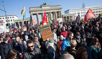 Masiva protesta en Alemania contra la propuesta del acuerdo de libre comercio entre Europa y EE.UU.