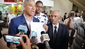 PRM deposita expediente en Justicia de Santiago contra alcalde Abel Martínez por malversación de más de mil  millones de pesos 
