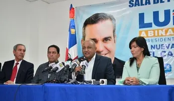 PRM responde al PLD; â??cuando reeleccionistas hablan de campaña sucia parecen haberse mirado al espejoâ?