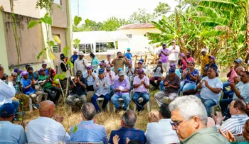 Francisco Javier escucha a sectores productivos de La Vega y promete reivindicar a Danilo y el PLD