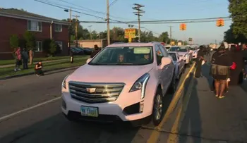 ¿Por qué hay Cadillacs rosados en las calles en honor a Aretha Franklin?
