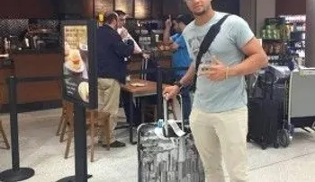 Los dos peloteros cubanos desertores están en Miami