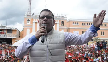 Manuel Baldizón se va de la contienda presidencial Guatemalteca y del Partido LIDER