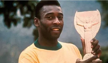 Se vende: a subasta los tesoros acumulados por Pelé a lo largo de su vida en el fútbol