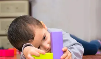 "MyRot", el primer "árbol robot" que ayuda a menores con autismo
