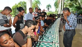UASD celebra jornada simultánea de ajedrez
