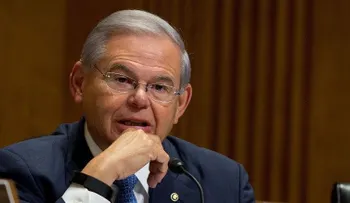 Revelan detalles del caso de corrupción contra el senador hispano Bob Menéndez