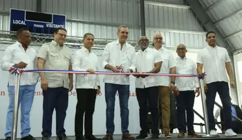 Presidente Abinader deja inaugurado el Club Rafael Leónidas Solano en Guachupita