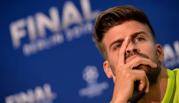 Sancionan con cuatro partidos a Gerard Piqué