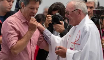 Bolsonaro y Haddad alertan sobre el regreso del comunismo o la dictadura a Brasil