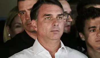 Policía Federal de Brasil cancela los pasaportes de Flávio Bolsonaro tras incumplir plazo judicial