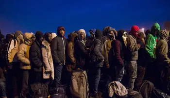 Después La Jungla; no hay certeza de qué pasará con miles de inmigrantes en Francia