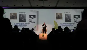 Para promover hábitos saludables es más efectiva una educación integral que la prohibición