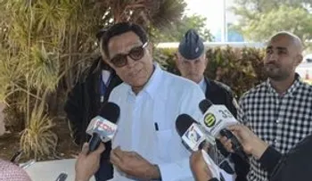 César Sánchez orina sangre y expulsa dos piedras de los riñones