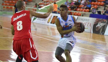 Titanes del Distrito Nacional siguen invictos en semifinal; ganan a Leones