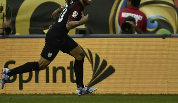 EE.UU. humilla 4-0 a Costa Rica